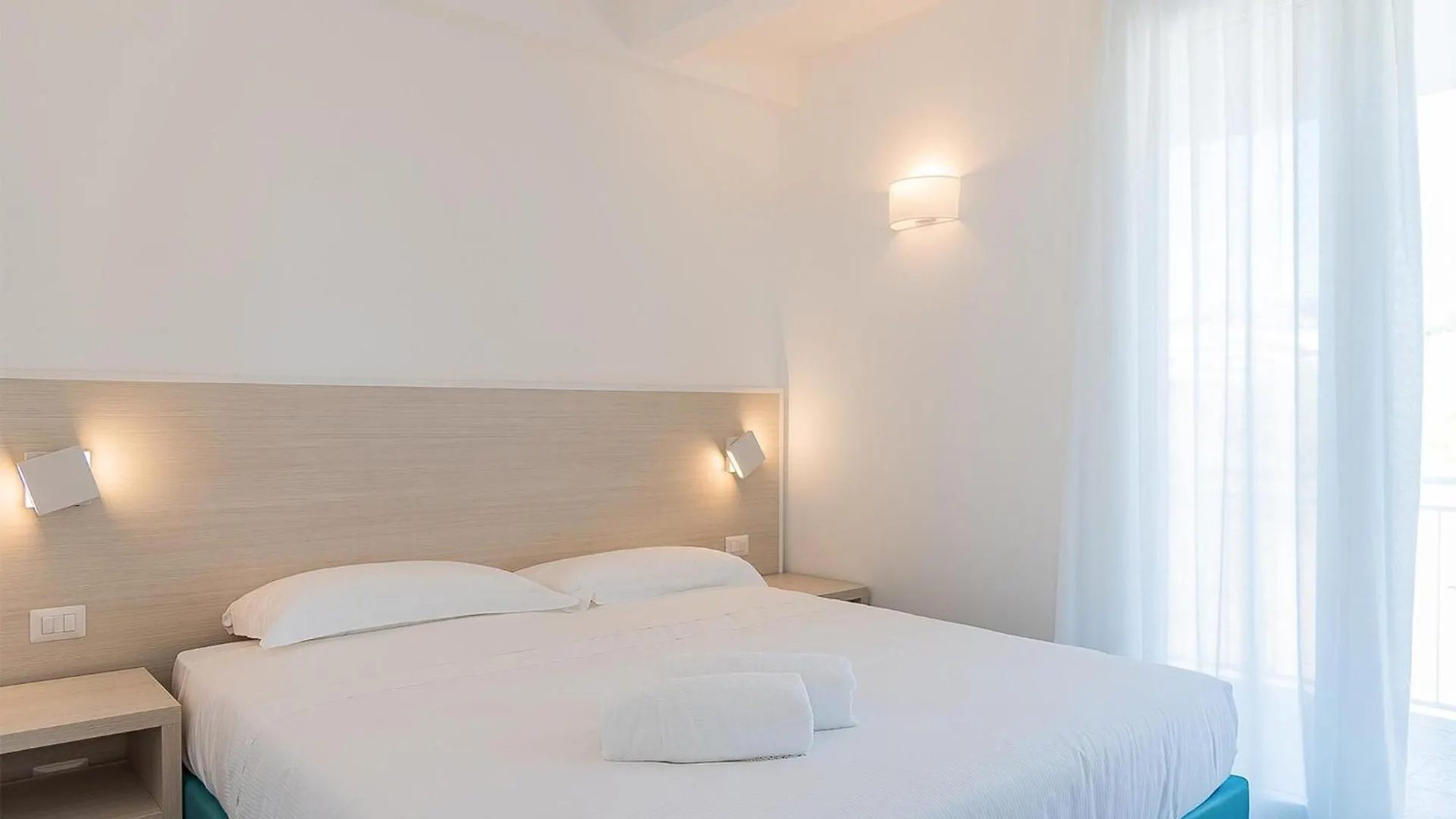 2 Bedroom Pet Friendly Apartment In Cava Daliga Cava d'Aliga